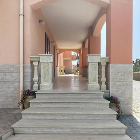 Bed & Breakfast Carrubella Santa Zita *