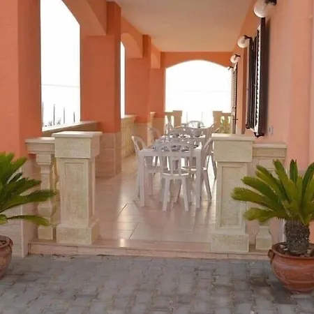 Carrubella Santa Zita 4*